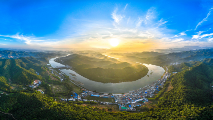 【“百千萬(wàn)工程”進(jìn)行時(shí)】風(fēng)華高科：用心用情用力推進(jìn)鄉(xiāng)村振興建設(shè)